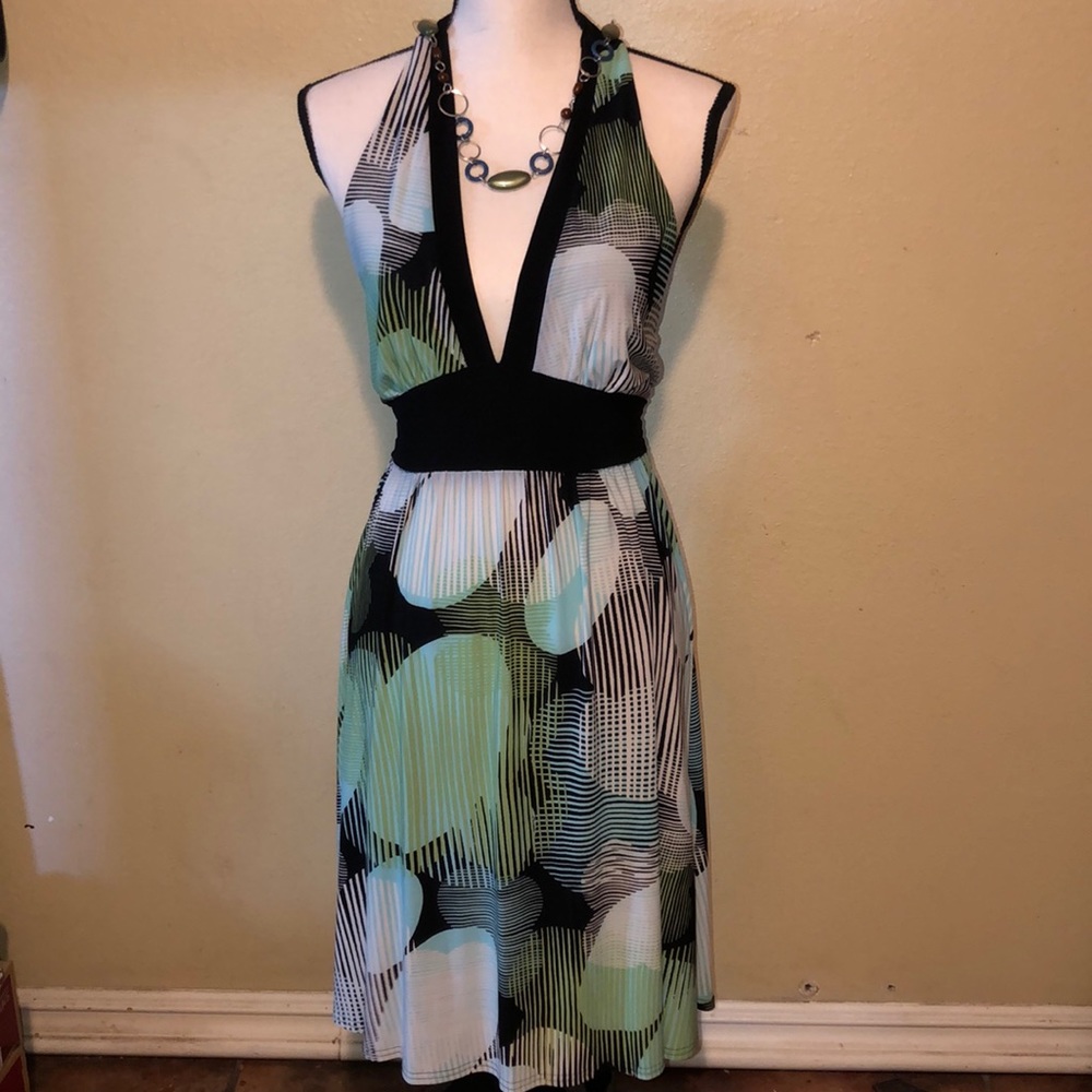 Green/Black Flowy Midi Dress